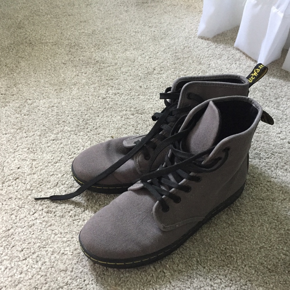 Dr. Marten Shoreditch Boot Practically New